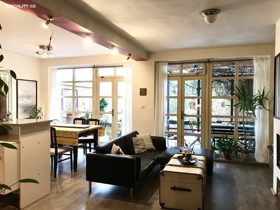 Prodej  rodinného domu 278 m², pozemek 405 m², Šemberova, Brno - Bystrc