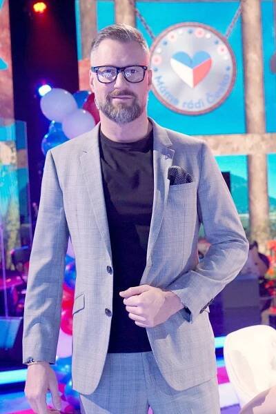Herec a moderátor Petr Vágner v show Máme rádi Česko.
