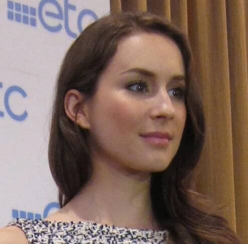 Troian Bellisario – Wikipedie