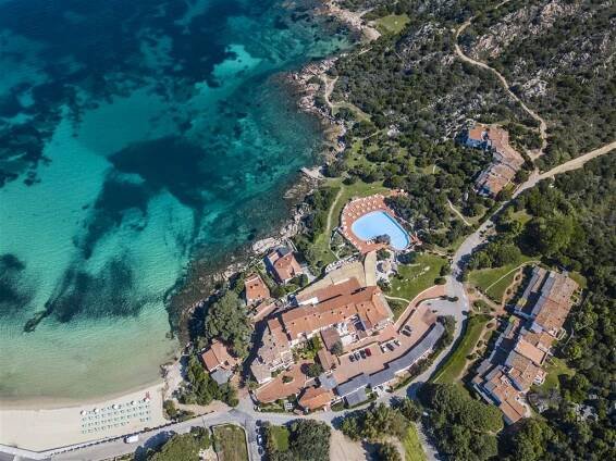 Last Minute Baja Sardinia Itálie snídaně 2025 | Zájezdy.cz