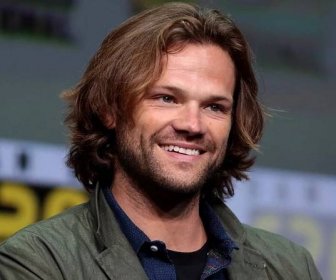 Jared Padalecki Biography - Facts, Childhood, Family Life & Achievements