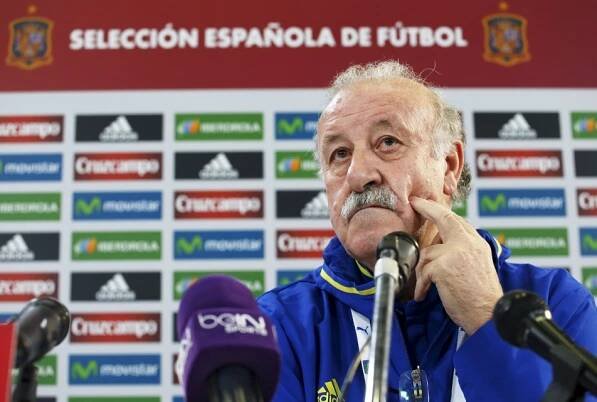 Del Bosque vyzkoušel osm nováčků, šanci na ME má jen Bellerín