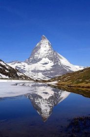 Pohled na Matterhorn z Riffelsee