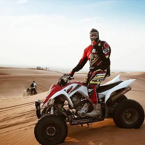 Dubaj: Čtyřkolky nebo duna buggy a volitelný transfer | GetYourGuide