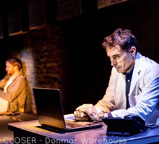 Oliver-Chris-and-Rufus-Sewell-in-Closer-at-the-Donmar-Warehouse-photo-credit-Johan-Persson-sml-2.jpg