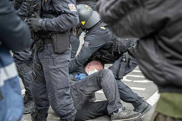 Ze světa chuligánů. Policie nás špicluje, řekl sparťanský "Plukovník"