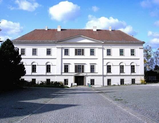 Rosice Chateau source: Rosice Chateau