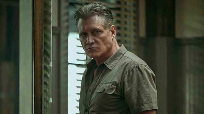 How Does The Waterfront End? Holt McCallany and More Explain Finale Death, Belle Cliffhanger