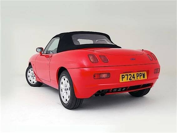 Fiat Barchetta – DOUBLE RED Cars Museum