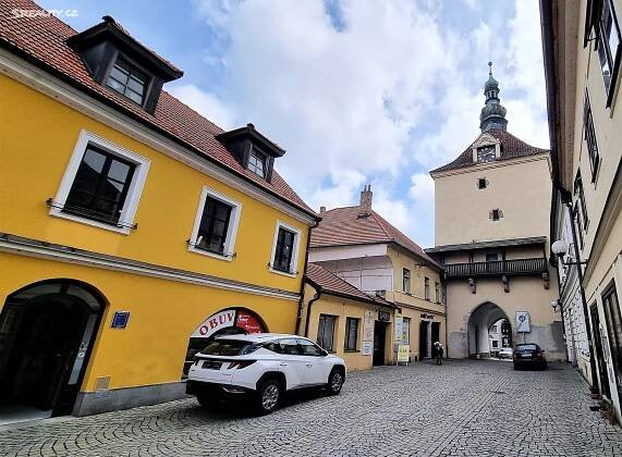 Pronájem Byt 1+kk, Poděbradova, Pelhřimov