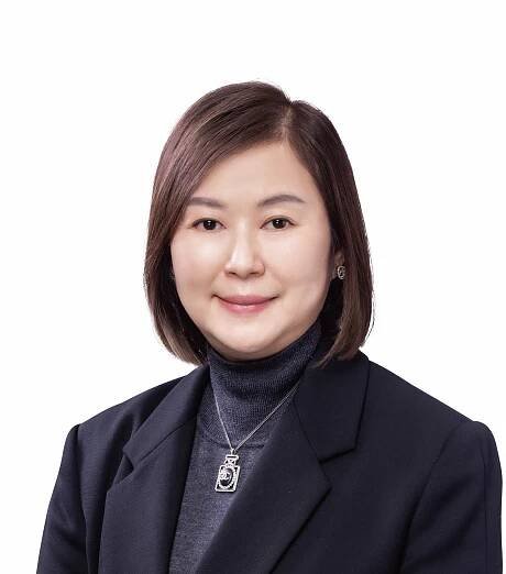 Ms SUNG Kar Wai, Rosana