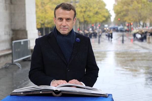 „Nejste ve stavu mozkové smrti?“ Macron to za kritiku schytal od tureckého prezidenta
