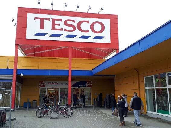 tesco supermarket trebišov