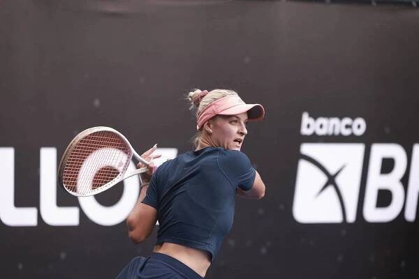 ONLINE : Rodionovová - Okáľová / tenis dnes / LIVE