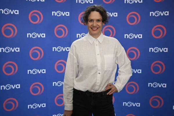 FOTO: Hana Baroňová na adventní akci TV Nova. – stránka 12
