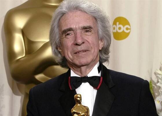 Arthur Hiller s čestnou cenou na udílení Oscarů