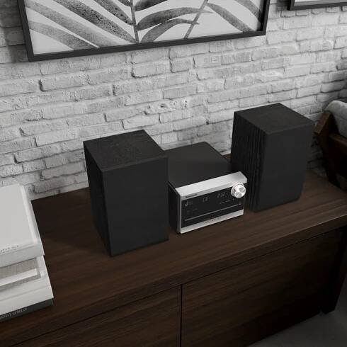 Panasonic PM272EG-S Mikrověž s CD, FM rádiem a Bluetooth DAB+ 20W Funkce RDS