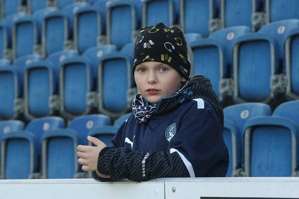 Fotbalisté Slovácka (bílé dresy) se v 15. kole FORTUNA:LIGY doma utkali s posledními Pardubicemi.