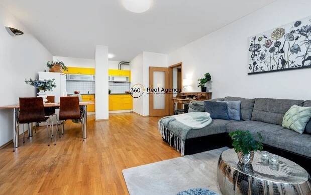 2+kk, Kališnická, Praha, 67 m²