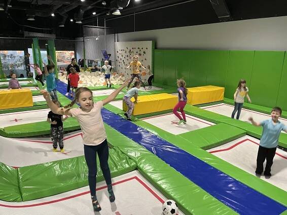 Místo lyžáku jump centrum - Základní škola a Mateřská škola Václavovice, příspěvková organizace