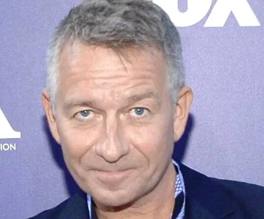 Sean Pertwee