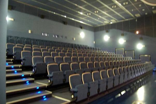 Brodské kino Máj už promítá ve 3D. Zatím zkušebně