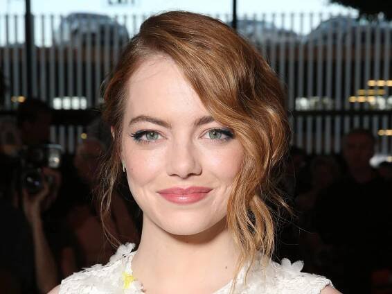 Emma Stone Billie Jean King — Actress Transforms Into Tennis Great for Movie
