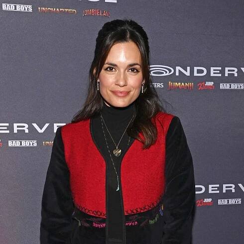 Torrey DeVitto