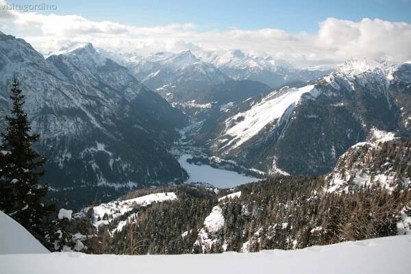 Benvenuti ad Alleghe il paese del Lago del Regno del Sesto Grado (Monte Civetta)