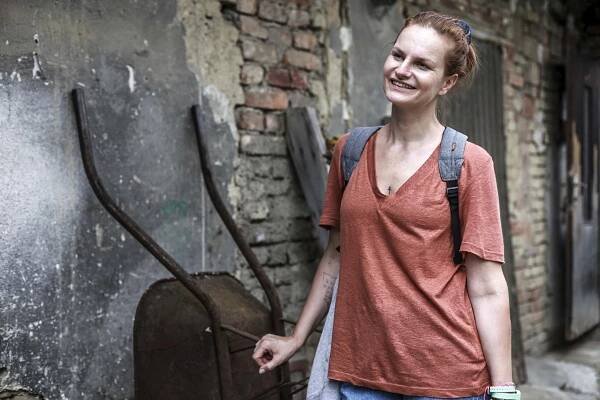 Iva Janžurová, Pavel Šimčík, Klára Melíšková a Iva Pazderková právě natáčejí nový film Miroslava Krobota | Moda.cz