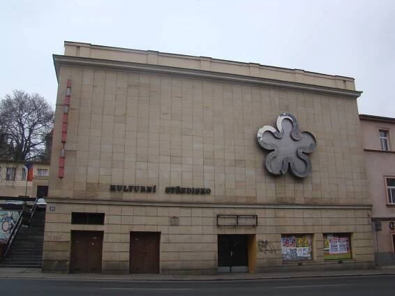 Databáze divadel / Divadelní architektura v Evropě