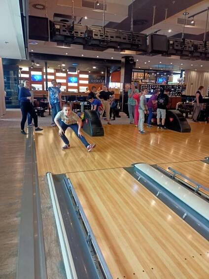Bowling - společná akce ŠD5 a ŠK - Střední škola, základní škola a mateřská škola pro sluchově postižené, Olomouc, Kosmonautů