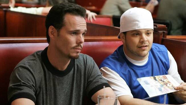 Vincentův svět - Scéna - Z filmu - Kevin Dillon, Jerry Ferrara