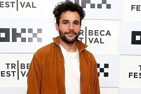 Christopher Abbot replaces Ryan Gosling to howl at the moon in Wolf Man movie