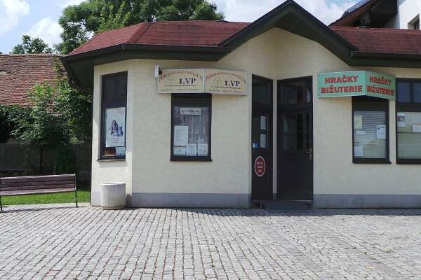 1. Vzájemná poradenská, a.s. foto 1