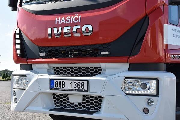 Školní a výcvikové zařízení HZS ČR v Brně používá pro přípravu výcviku nový automobil Iveco od firmy AGROTEC | POŽÁRY.cz