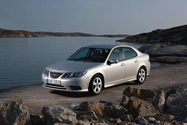 Saab 9-3 2011: další facelift menšího Švéda – AutoRevue.cz