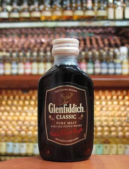 glenfiddich-classic-rear-pet-ob