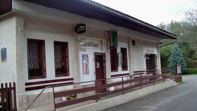 Soubor:Hostinec Lhotka u Melnika.jpg – Wikipedie