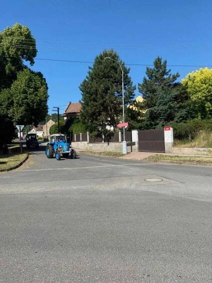 Oficiální stránky města Libčice nad Vltavou - Traktoriáda 2022
