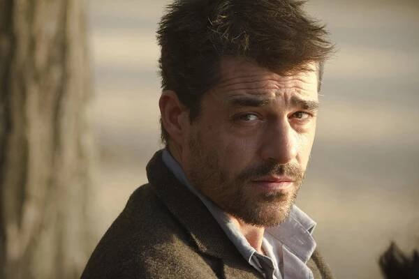 Silences d'État - Z filmu - Thierry Neuvic