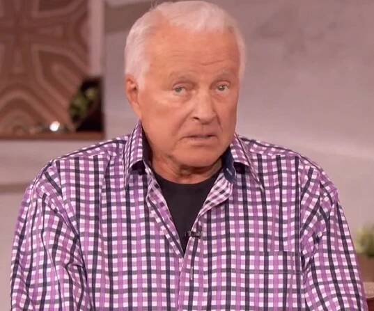Lyle Waggoner Biography - Facts, Childhood, Family Life & Achievements