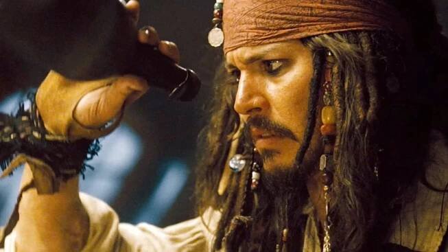 6 nejzábavnějších filmových opilců: Jack Sparrow v tom zdaleka není sám!