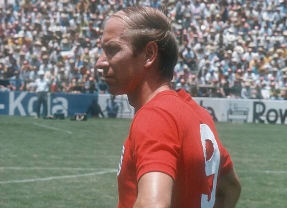 The big interview: Bobby Charlton – "Without Munich, Man United would have won the European Cup in 1958" | FourFourTwo