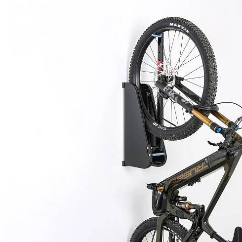 Držák na elektrokola UpBike se zvedacím mechanismem 1+1 ZDARMA, oplechované boky