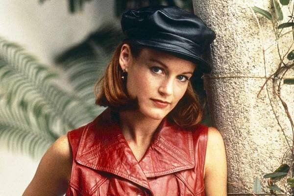 Laura Leighton Was ‘Fighting Tears’ on Last Day on 'Melrose Place' Set: ‘It Was Difficult to Say Goodbye’