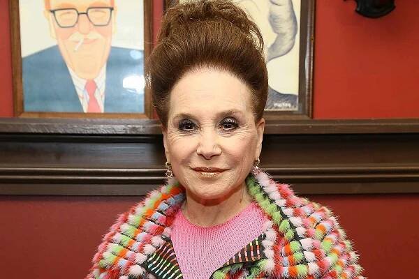 Cindy Adams attends the The Deadline Club's New York Journalism Hall of Fame 2013 Luncheon at Sardi's on November 14, 2013 in New York City.