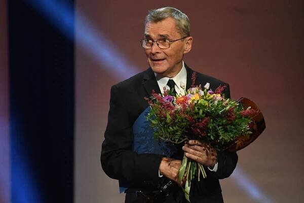 Cenu Thálie za šíření divadelního umění v televizi převzal Jaroslav Someš.