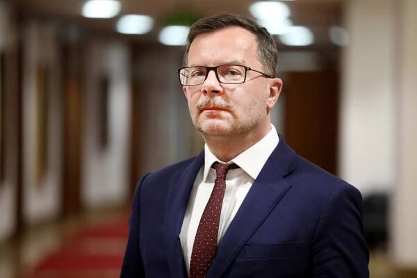 Vysoká česká inflace je daná i snahou obchodníků dohnat cenami západní Evropu, říká viceguvernér ČNB...