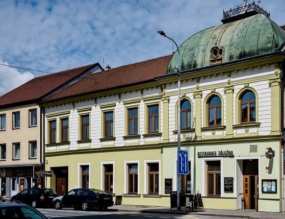 Záložna pohled zvenku